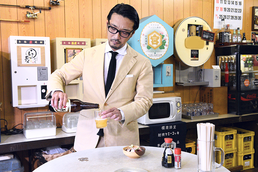 コットンスーツと「ニューカヤバ」の立飲みセルフ焼き鳥