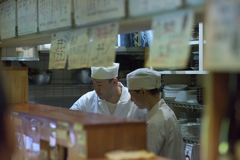 料亭街の「大衆酒場」で店主の心意気に降参寸前