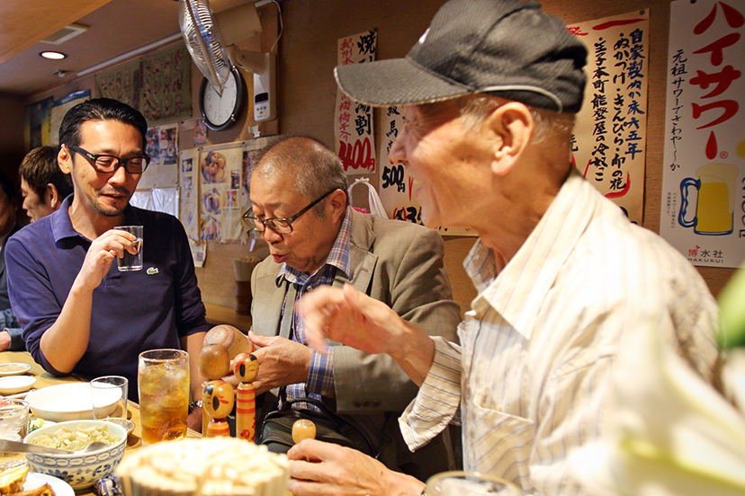 ラコステのロングスリーブポロシャツと「平澤かまぼこ 王子駅前店」のおでん