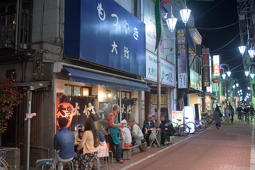 東京の東の果てに、もつ焼きの名店がある。