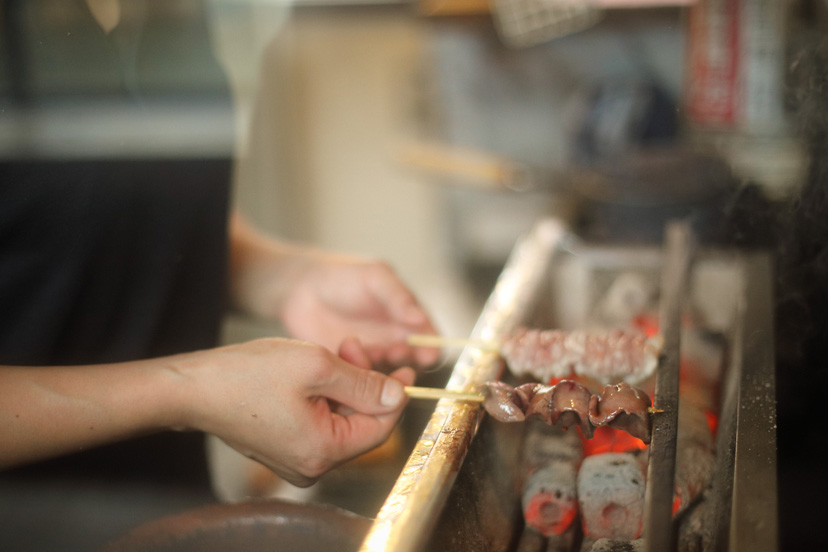 ジョン スメドレーのポロシャツと「コッコ堂」の焼き鳥