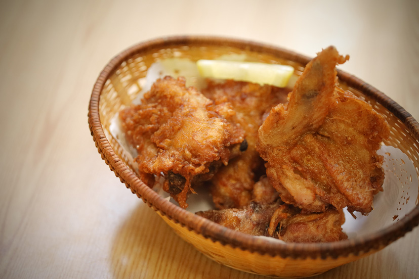 おかんが食べさせてくれたお子様ランチの味で気絶するなら「鳥竹 総本店」のチキンライス