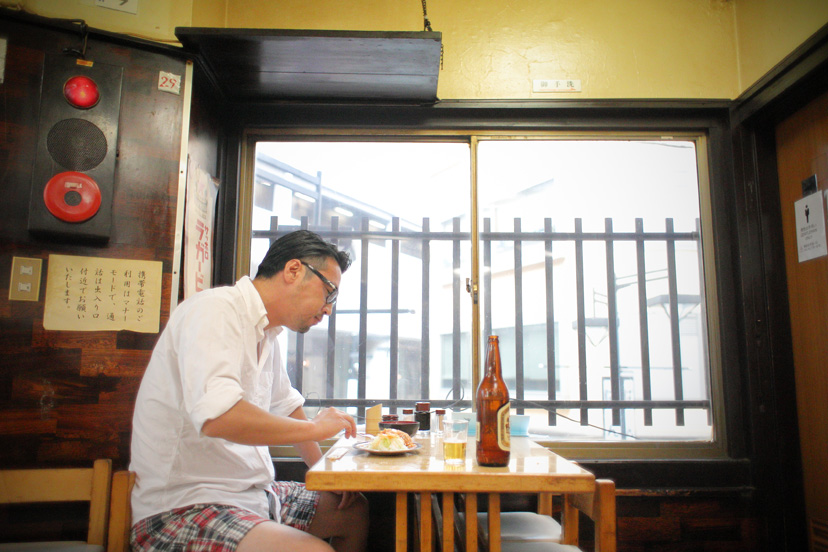 おかんが食べさせてくれたお子様ランチの味で気絶するなら「鳥竹 総本店」のチキンライス