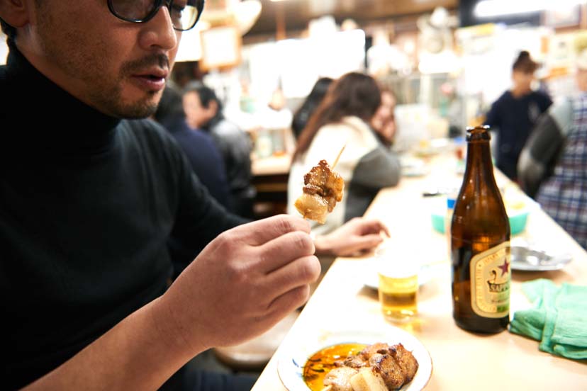 立石の関所で気絶した、もつ焼きとは？