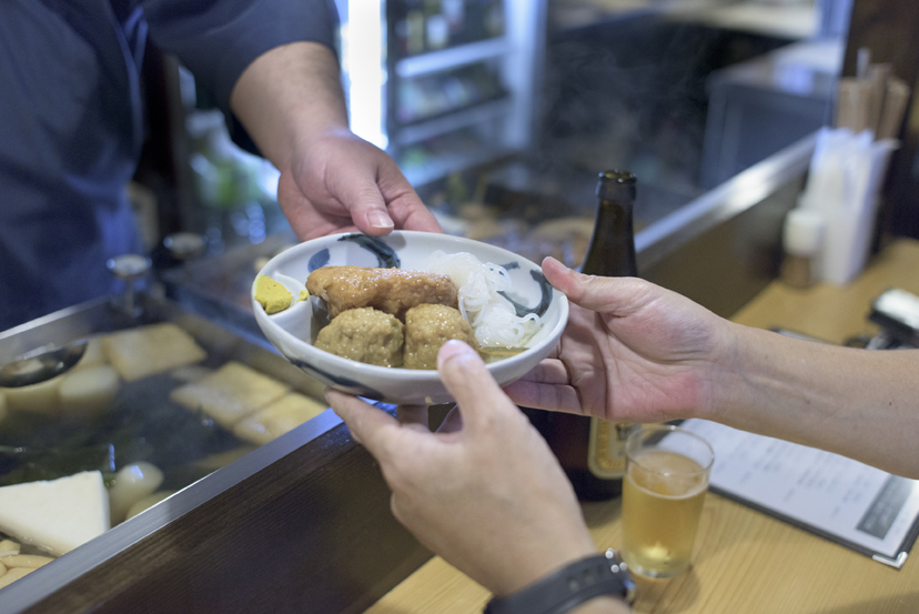 横浜・伊勢佐木町に「渋いおでん屋」がある。