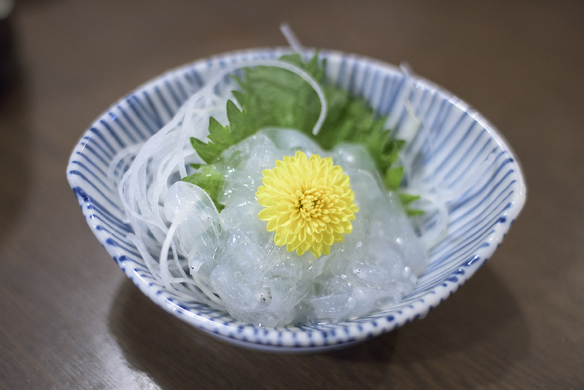 大船駅前の「気になる食堂」でご機嫌な昼と夜の間