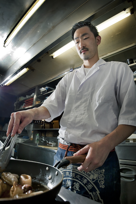 新宿二丁目「へぎそば昆」蕎麦居酒屋で半年ぶりの本気呑み