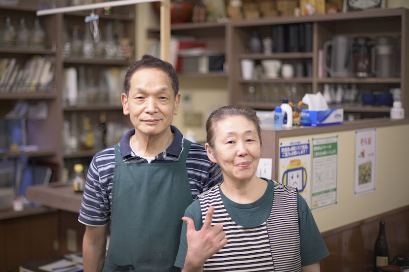 浅草千束通り「大正10年創業の食堂」で飲む最高の贅沢