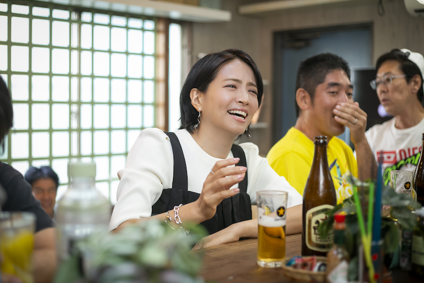 巣鴨「朝めし酒場ナニコレ食堂」朝8時から飲める呑兵衛たちの“秘密の楽園”