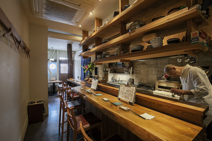 世田谷「うろこ雲」ほのぼの路面電車に乗って、しっぽり飲るならこんな店