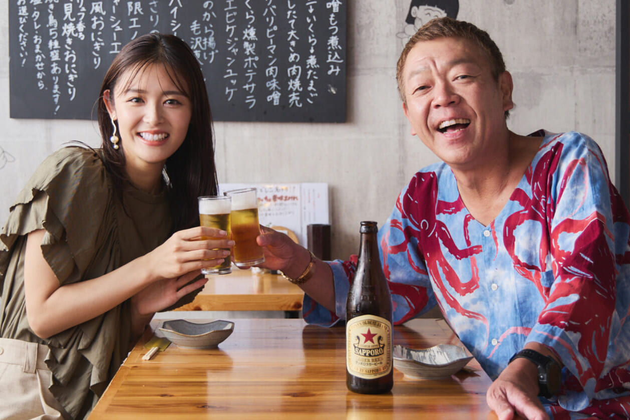 若者が集う本郷三丁目のネオ大衆酒場で、ギャルとオヤジが世代間交流!