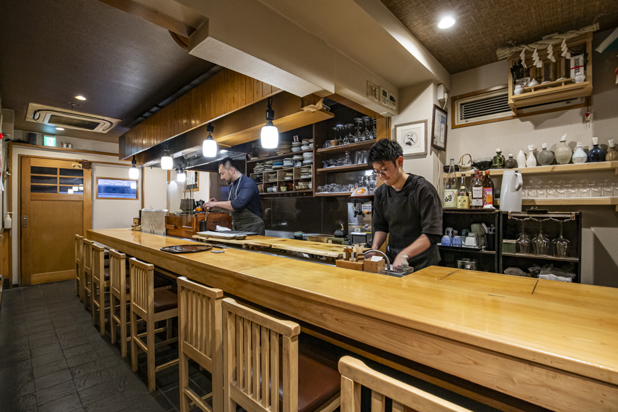 水天宮前「炭手前 鷽」心も焦がす、唯一無二の炭火料理フルコース