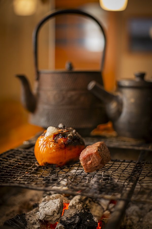 水天宮前「炭手前 鷽」心も焦がす、唯一無二の炭火料理フルコース