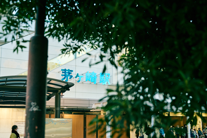 はからずもシーザーサラダの妙味に歓喜させられた茅ヶ崎の名酒場