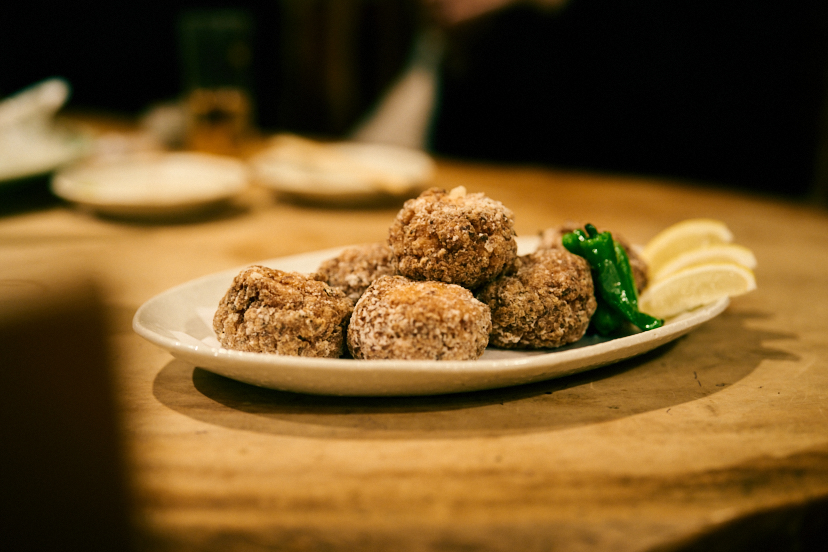 はからずもシーザーサラダの妙味に歓喜させられた茅ヶ崎の名酒場