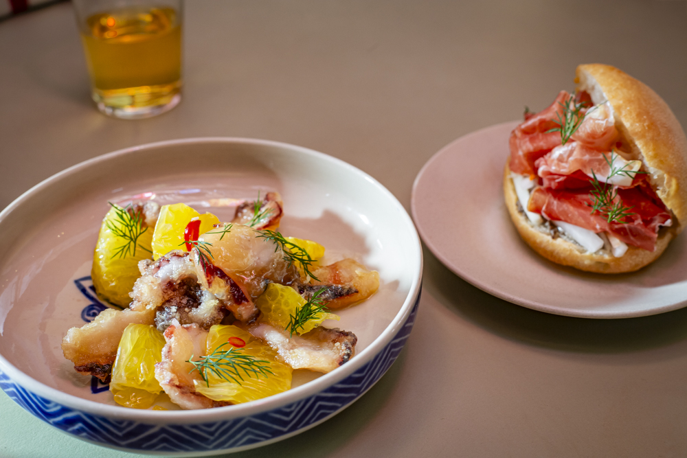 神楽坂「めくる莊」穴場的！ 立ち呑みベトナム屋台料理が好きすぎる件