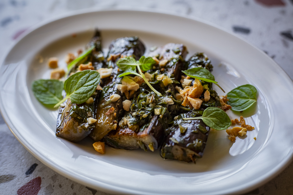 神楽坂「めくる莊」穴場的！ 立ち呑みベトナム屋台料理が好きすぎる件