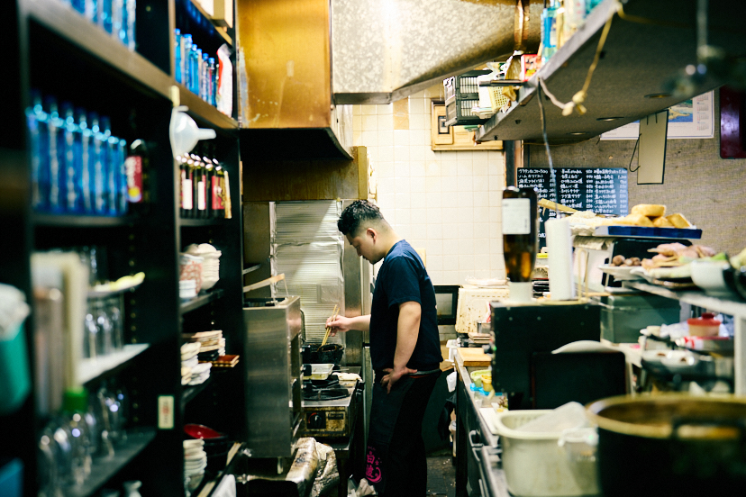 秋葉原で不覚にも見逃していた「なんでもうまい父子鷹（おやこだか）酒場」