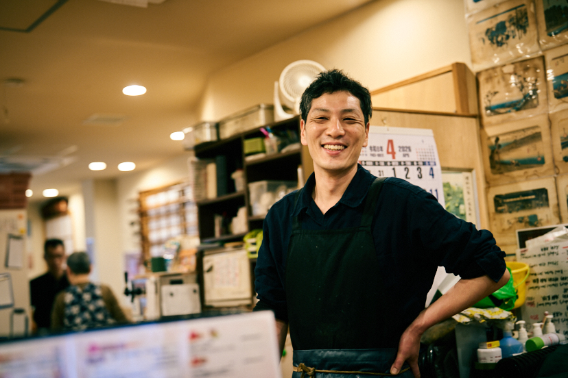 とびきりの旨さと活気を連綿と受け継ぐ家族居酒屋
