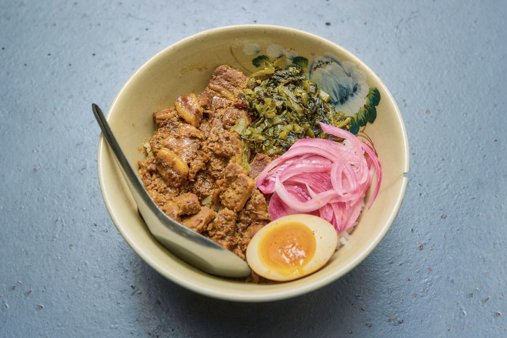 富ヶ谷「かかん」感動の麻婆豆腐体験！味もセンスもバツグンな大人の町中華