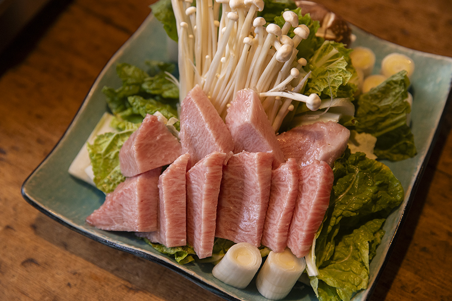 浅草「浅草一文本店」ねぎま鍋をつつき、江戸の粋にほろ酔う