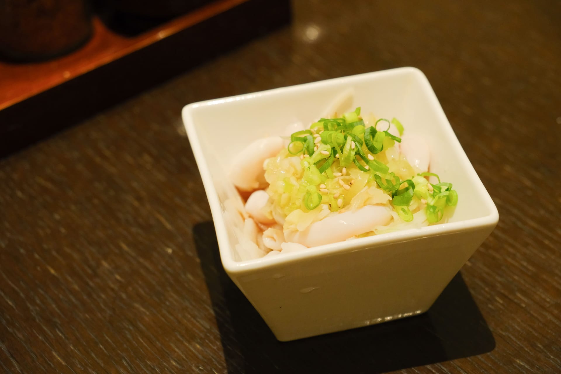 赤坂「とらばこ」枝豆、小袋、串揚げ…酒飲みのツボを押さえた“呑べえ天国”